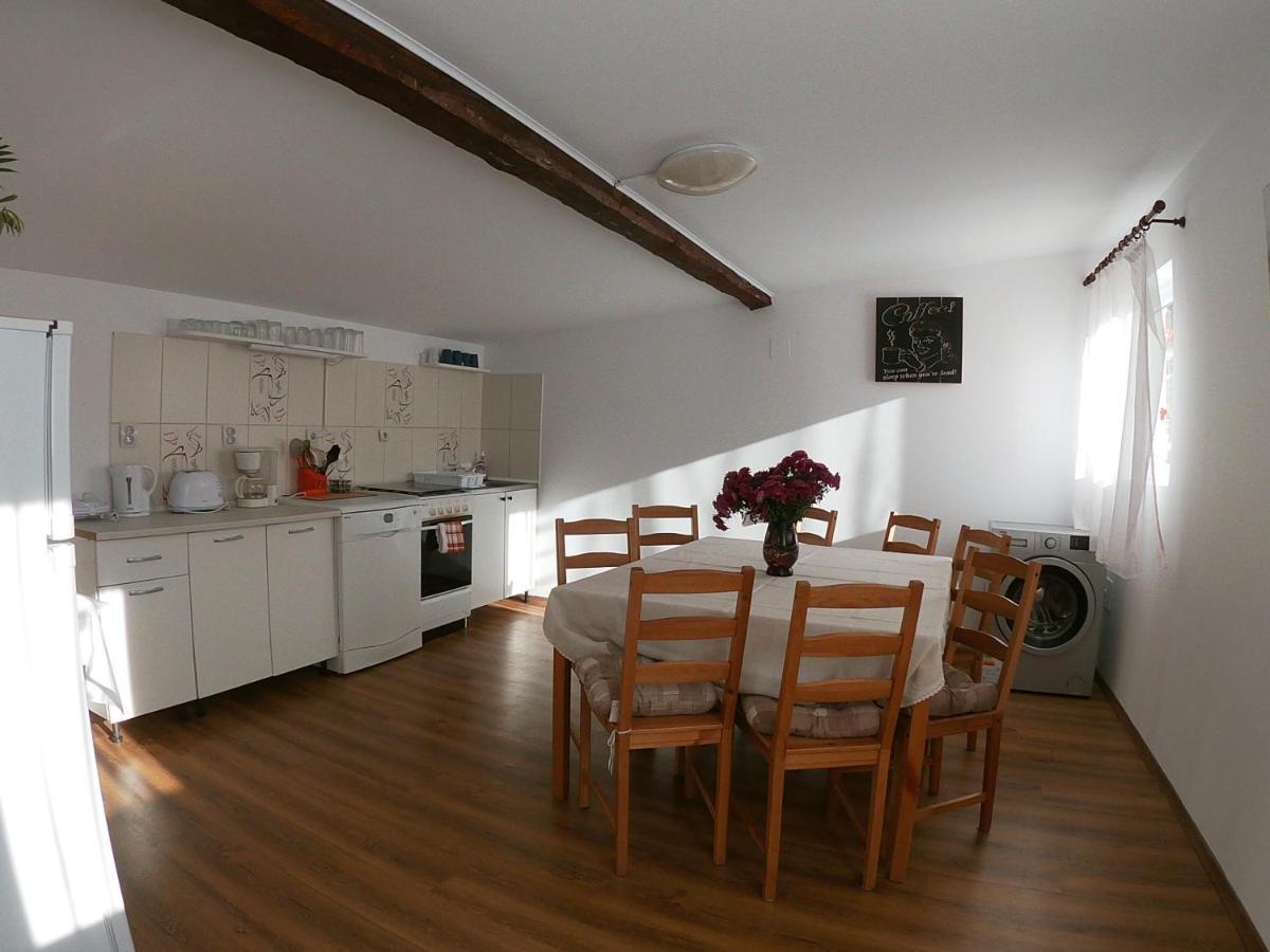 Casa De Oaspeti Laura Rîşnov Extérieur photo